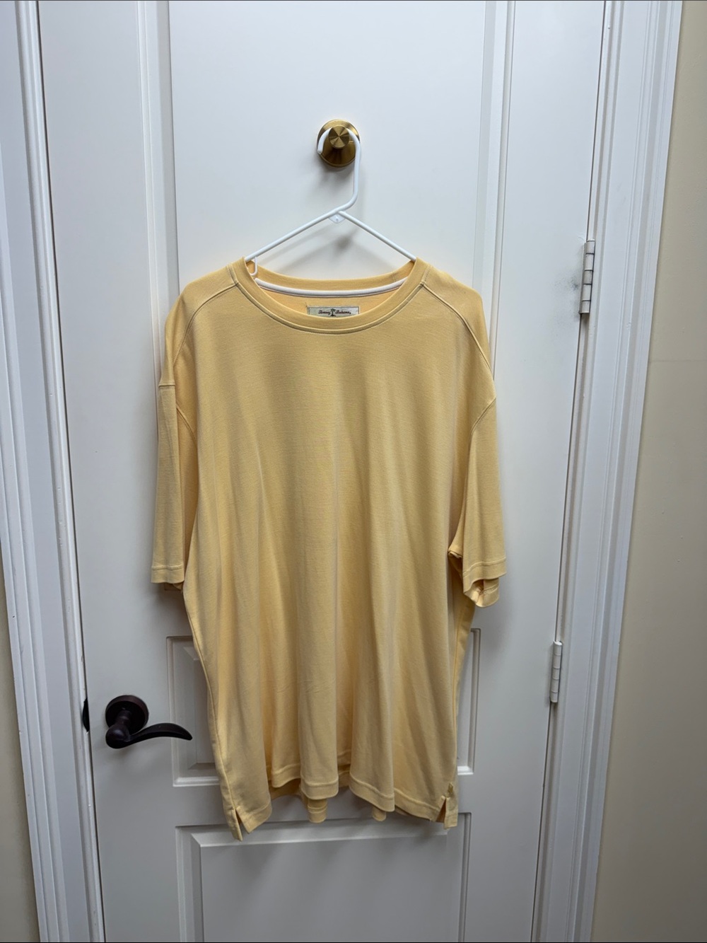 Tommy Bahama Light Yellow Short Sleeve Crewneck Tee